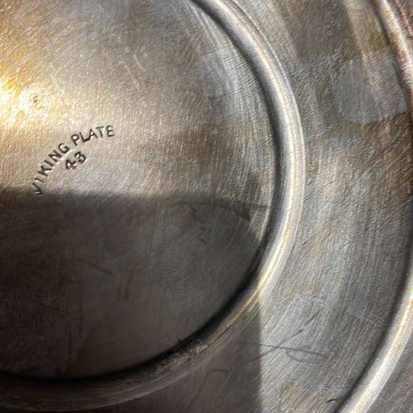 Roger’s silver serving dish with tags - Picture 3 of 5